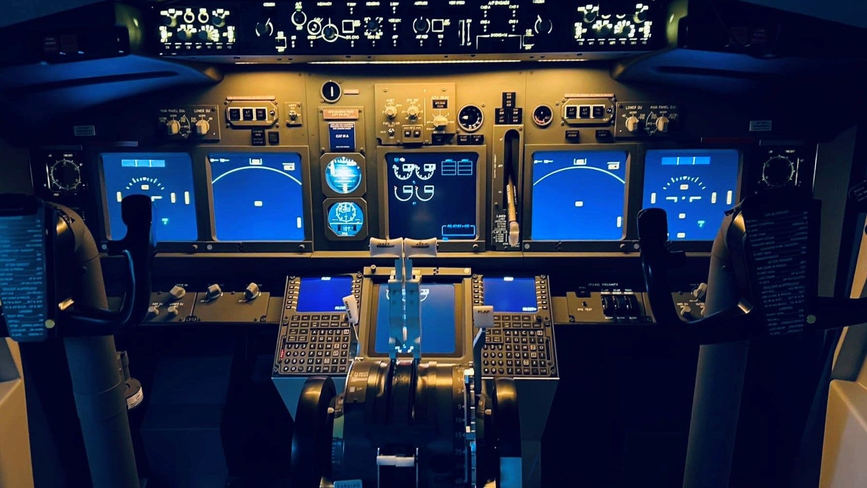 Simulateur de 737 de chez TARMAC
